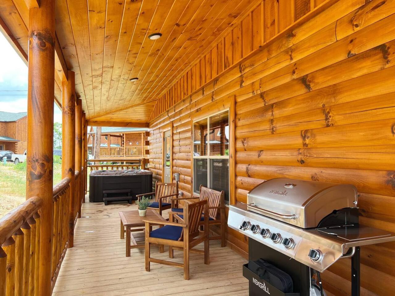 Splendid 2Cabins Sleeps 28 Pool Hot Tub More Pigeon Forge Εξωτερικό φωτογραφία