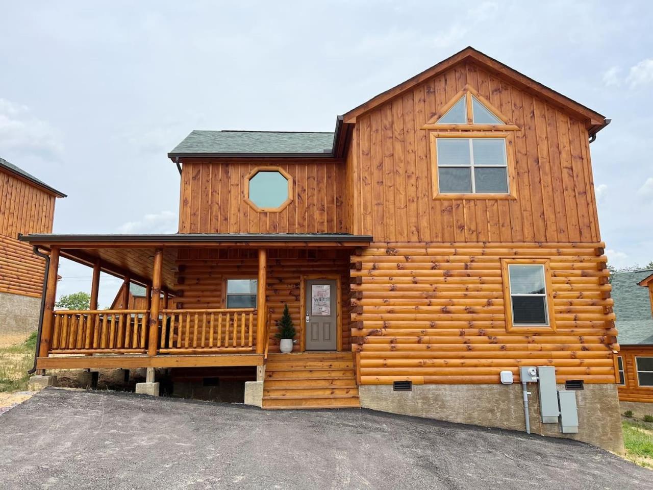 Splendid 2Cabins Sleeps 28 Pool Hot Tub More Pigeon Forge Εξωτερικό φωτογραφία