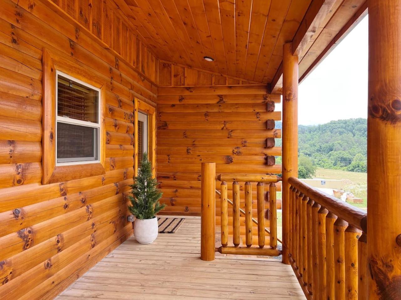 Splendid 2Cabins Sleeps 28 Pool Hot Tub More Pigeon Forge Εξωτερικό φωτογραφία