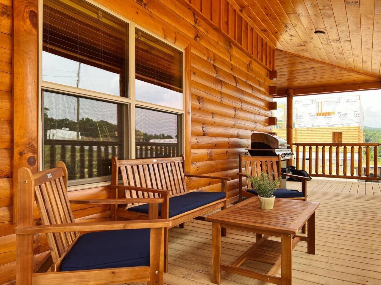 Splendid 2Cabins Sleeps 28 Pool Hot Tub More Pigeon Forge Εξωτερικό φωτογραφία